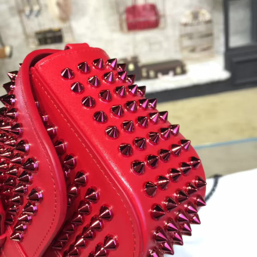Ch**an-louboutin-shoulder-bag-4
