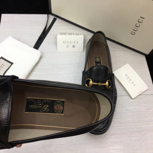 G*u*i-jordaan-leather-loafer