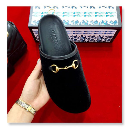 G*u*iu-slipper-18