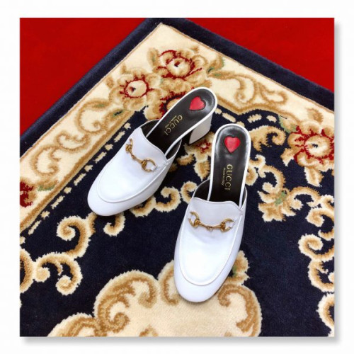 G*u*iu-slipper-19