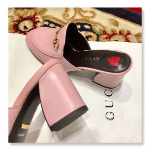 G*u*iu-slipper-20