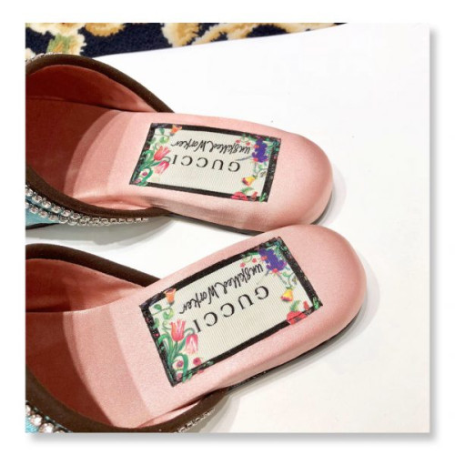 G*u*iu-slipper-2