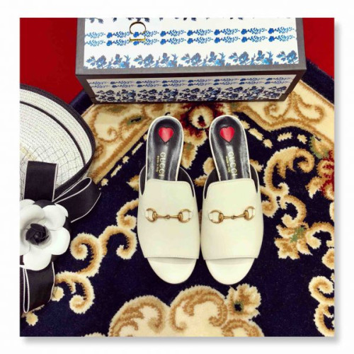 G*u*iu-slipper-5